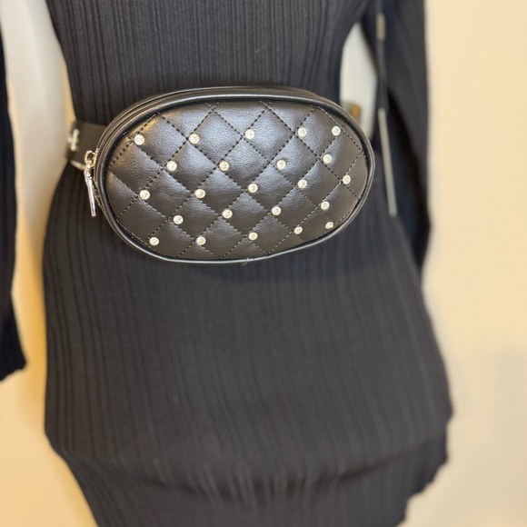 Embellished Steve Madden Pintuck Belt Bag Size Large NWT!!! - Picture 3 of 11